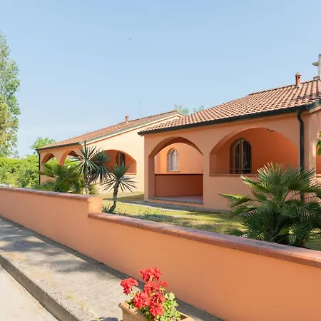 The Charming Marina-village Tipo 3-3 Bedroom 6 Persons ヴィラ *